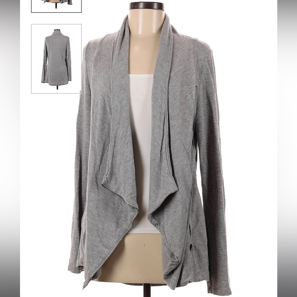 Market and Spruce wrap jacket